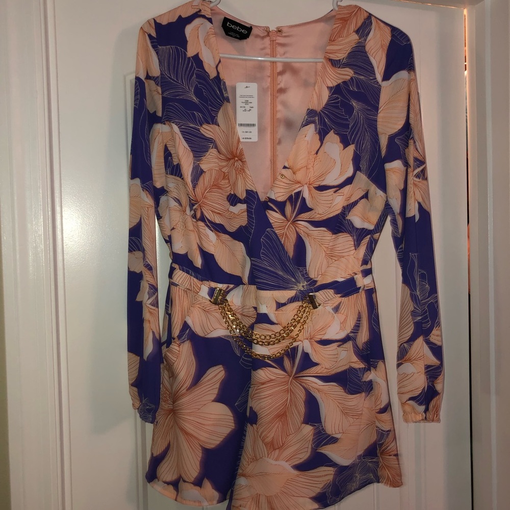 Bebe floral romper with gold chain belt